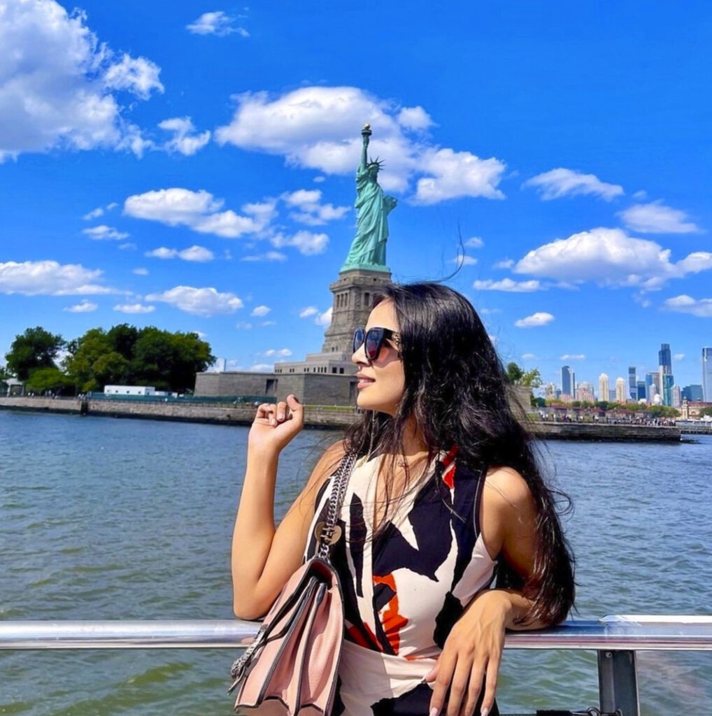 boottochten in New York Boat trips in New York Bootsfahrten in New York