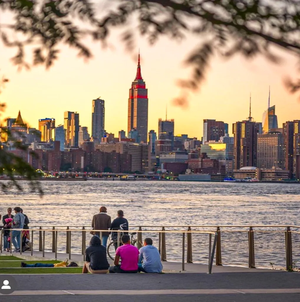 Domino-Park in Williamsburg NYC