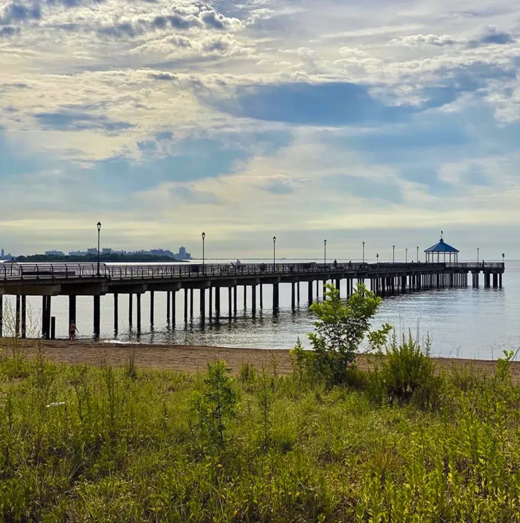 Franklin D. Roosevelt Boardwalk and Beach