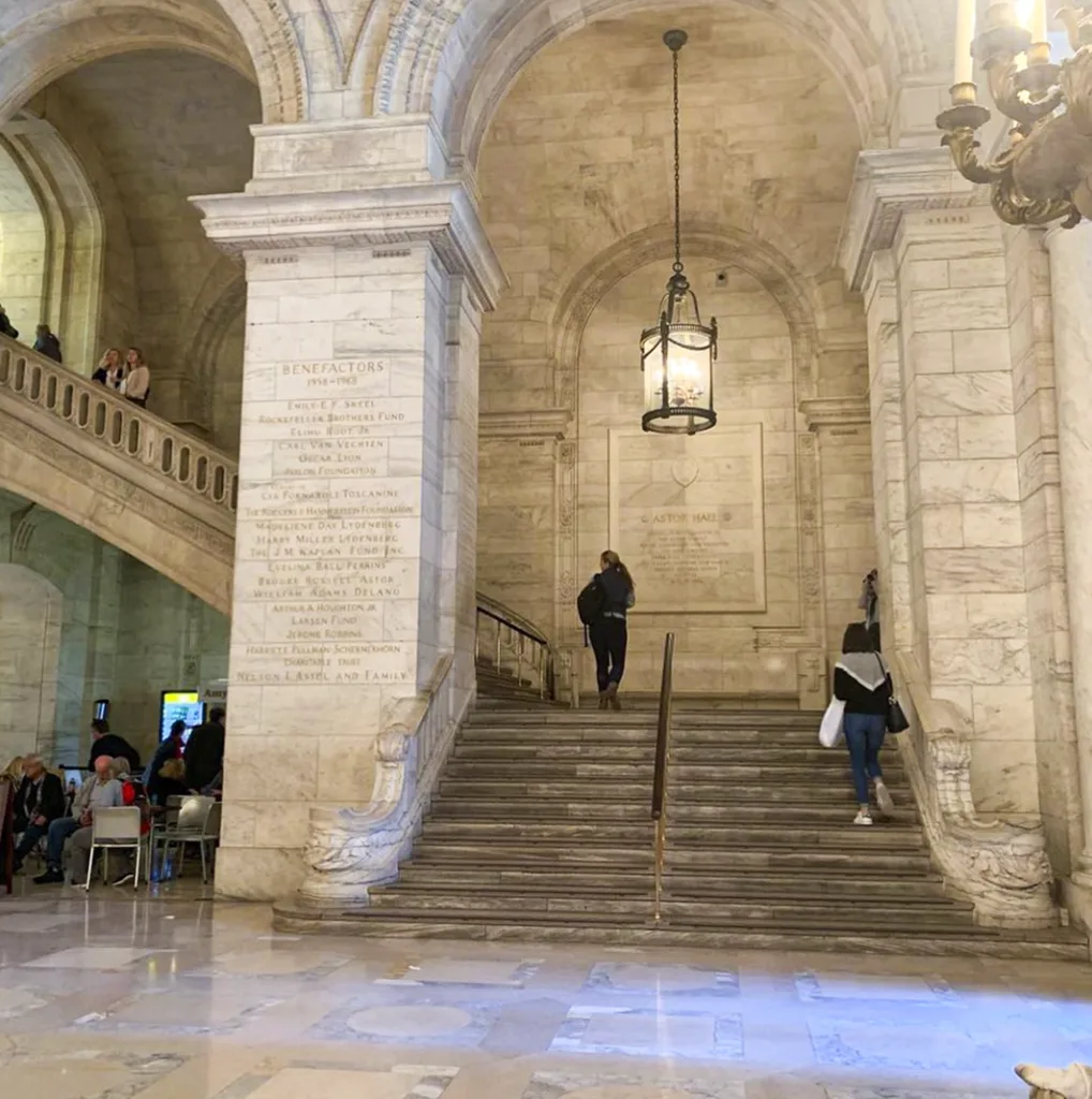 Astor Hall in de New York Public Library