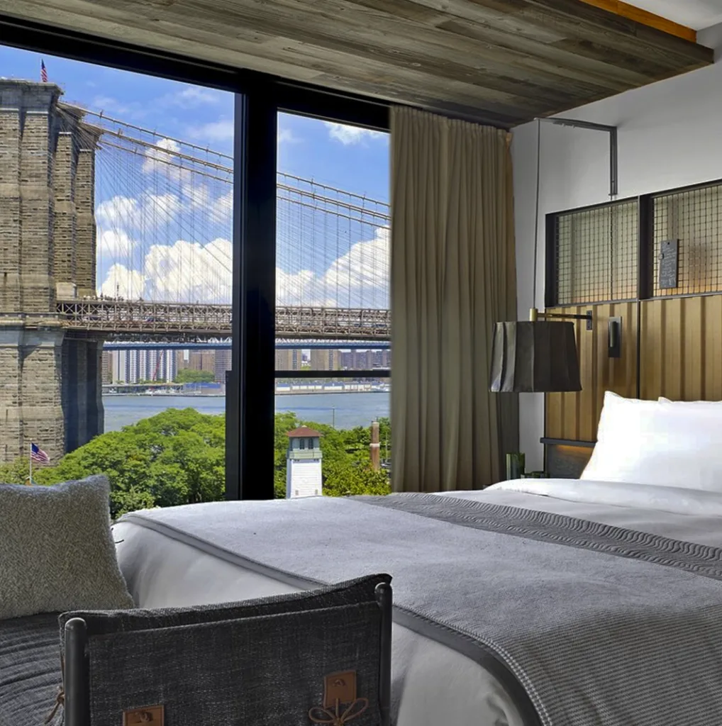 Hotel room Brooklyn Bridge