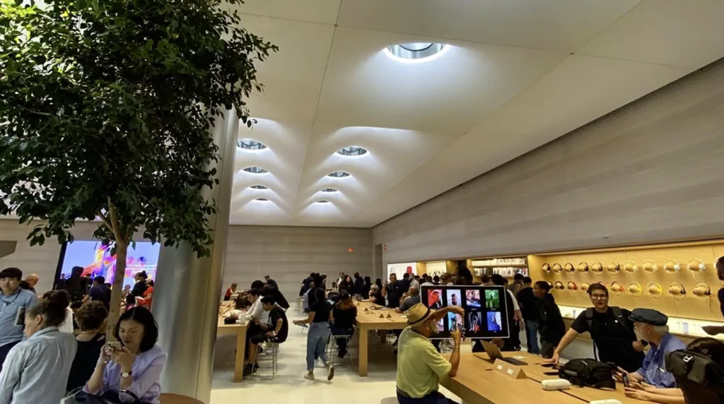 Apple store 5th avenue New York