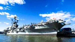 Intrepid Museum in New York , Museums in New York