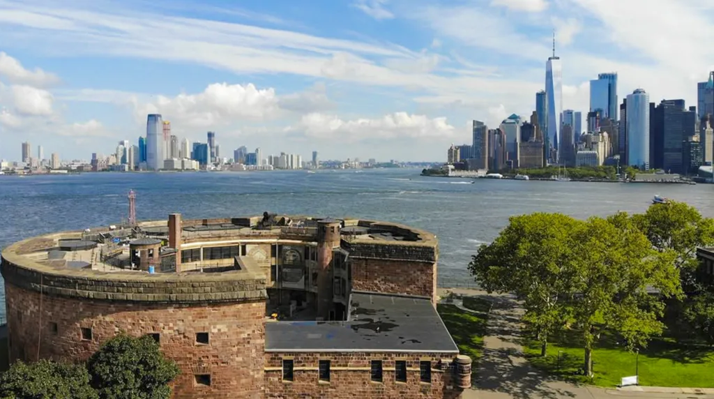Stadtviertel New York, Gouverneursinsel