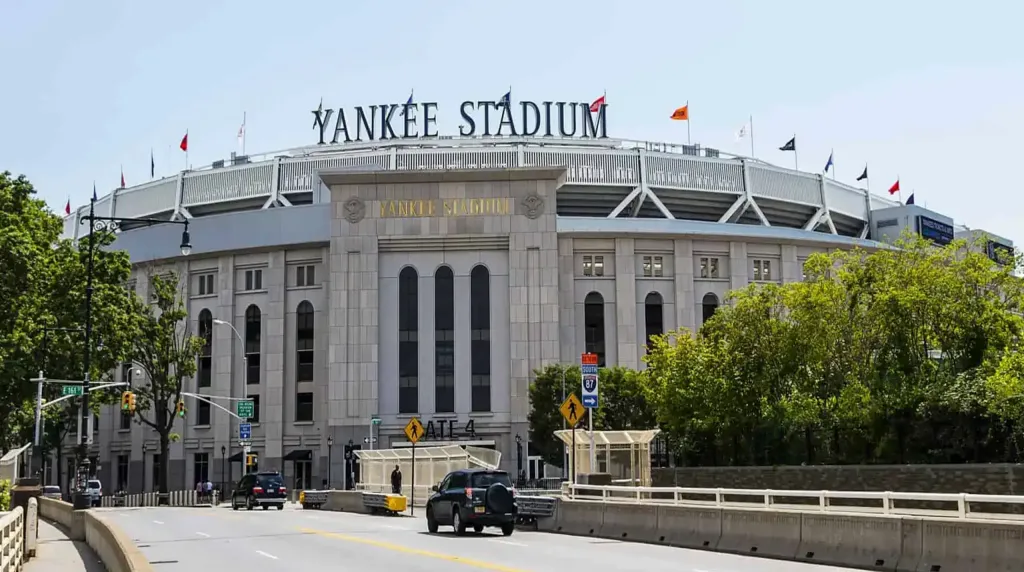 New-York-Yankees-yankee-stadium-new-york