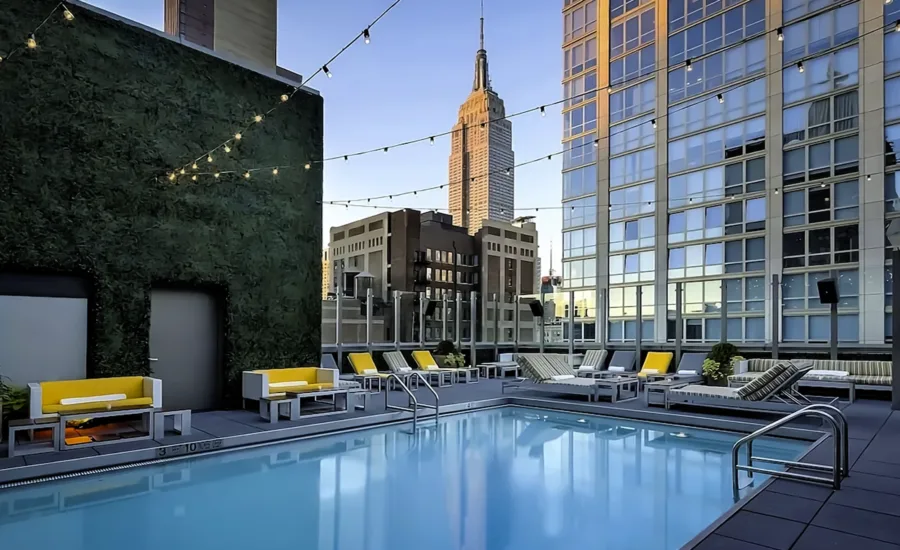 Hotels mit Pool in New York