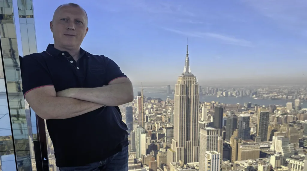Edward im SUMMIT One Vanderbilt – 2026